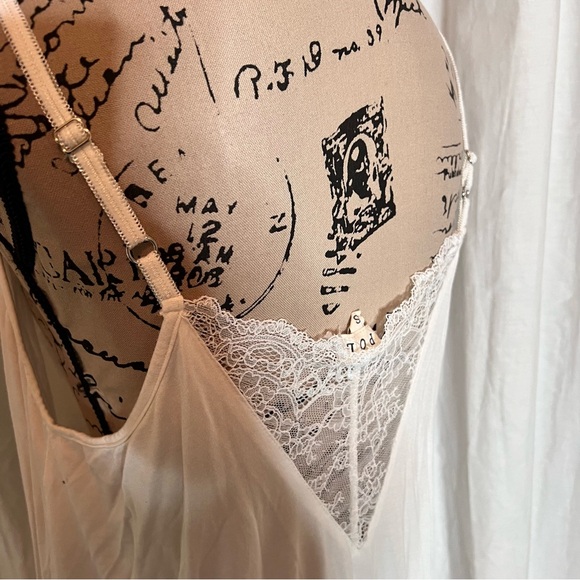 💚POL white tank - Picture 3 of 7